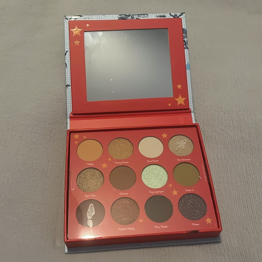 NWT Ulta Pixar Eyeshadow Palette - Picture 1 of 4